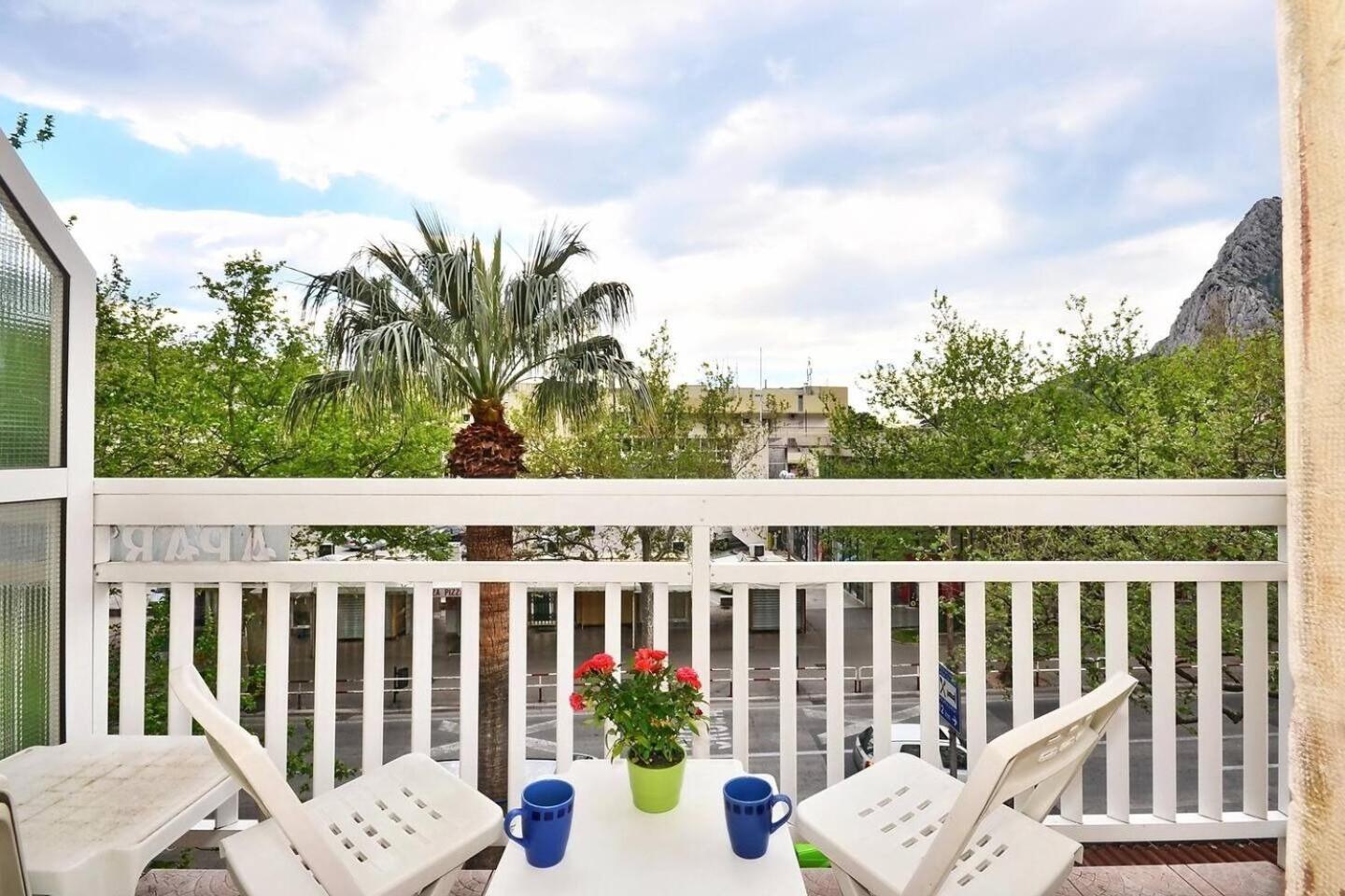 Apartment Toma Omiš Kültér fotó